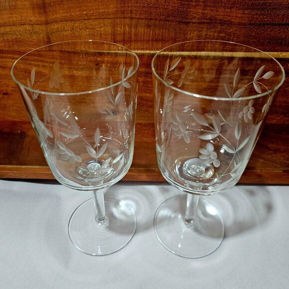 2 Colony Crystal Monet Water Glasses 7.5" etched floral blown glass flowers vtg - Picture 2 of 7
